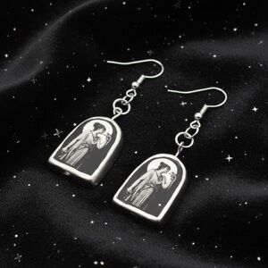 Elegant Silver Earrings with Artistic Design